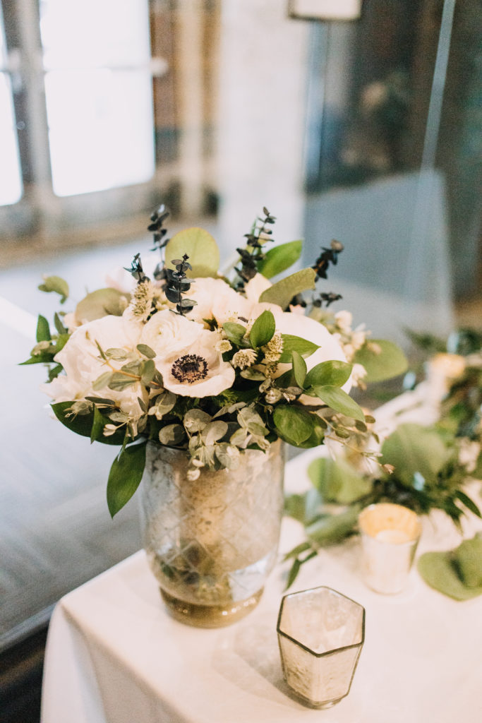 wedding-floral-arrangements-white-greenery-gold