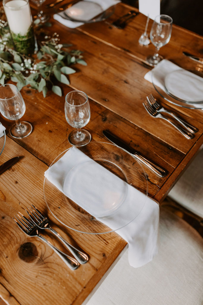 wedding-reception-table-setting-farm-tables