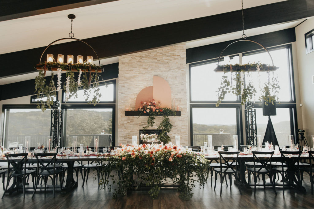 head-table-skyroom-timeless-red-wing-wedding-venue