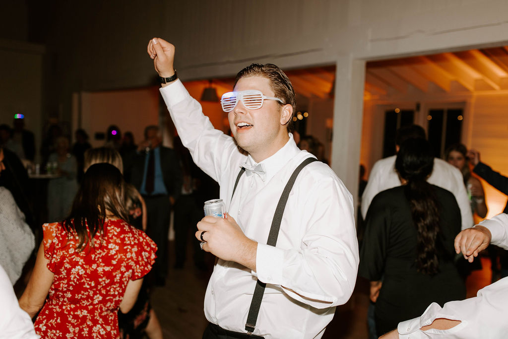 groom-party-wedding-reception-light-up-glasses