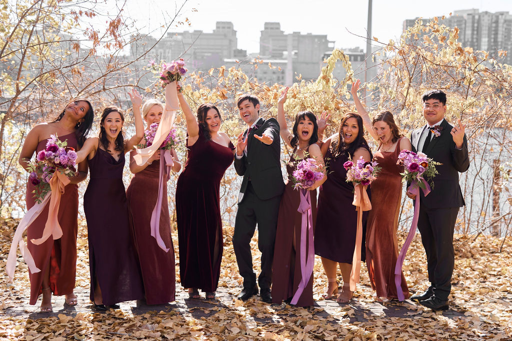 bridesmaids-groom-fun-photo