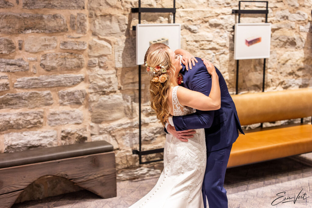 bride-groom-first-look-reaction-hug