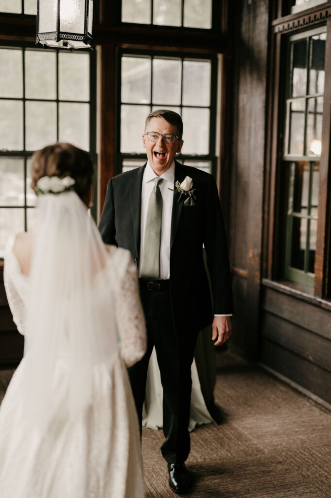 brides first look with dad reaction