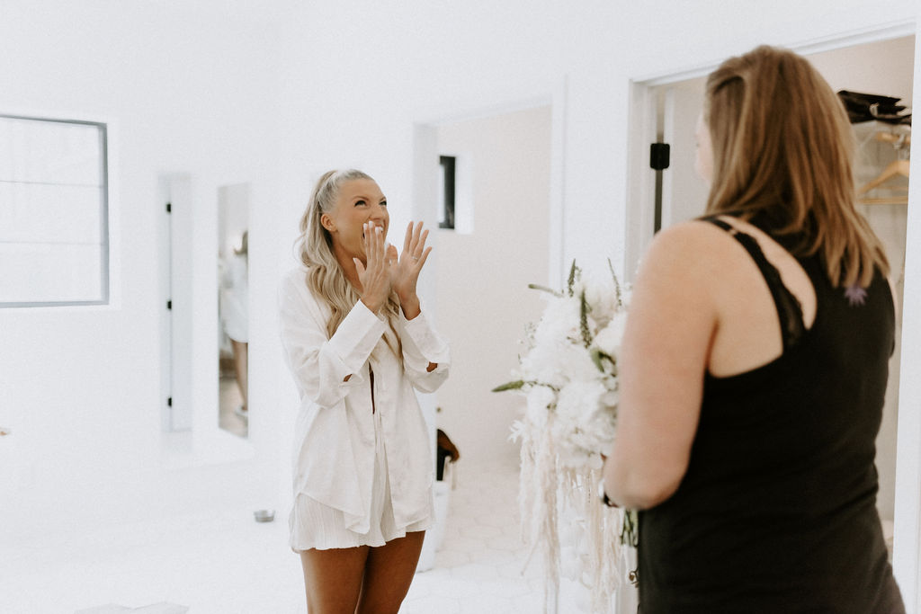 bride reaction to seeing dream bouquet