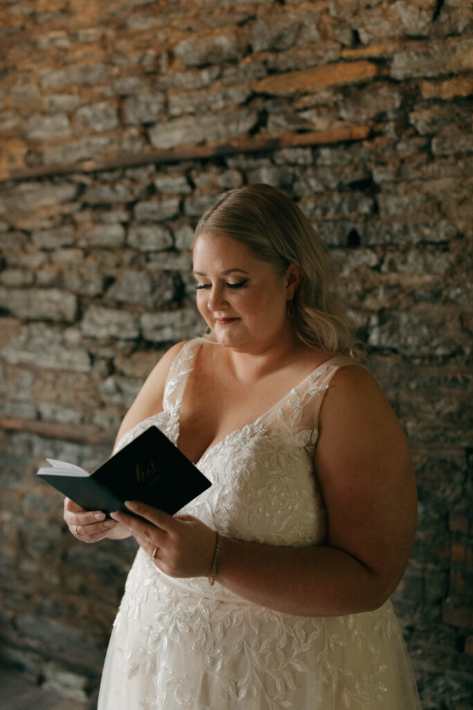 bride reading groom's vows