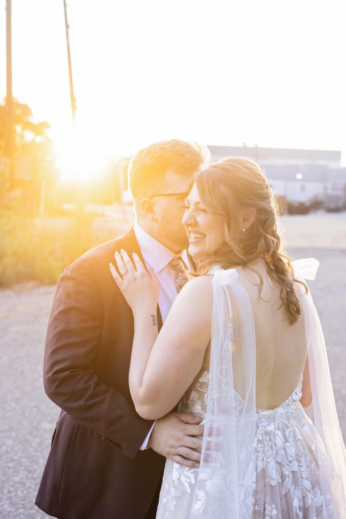 bride and groom romantic sunset photos