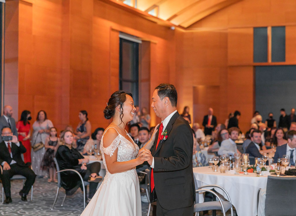 father and bride dance at Minneapolis Institute of Art museum wedding