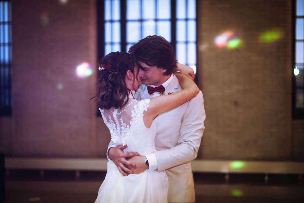 Bride and groom intimate first dance at Union Depot