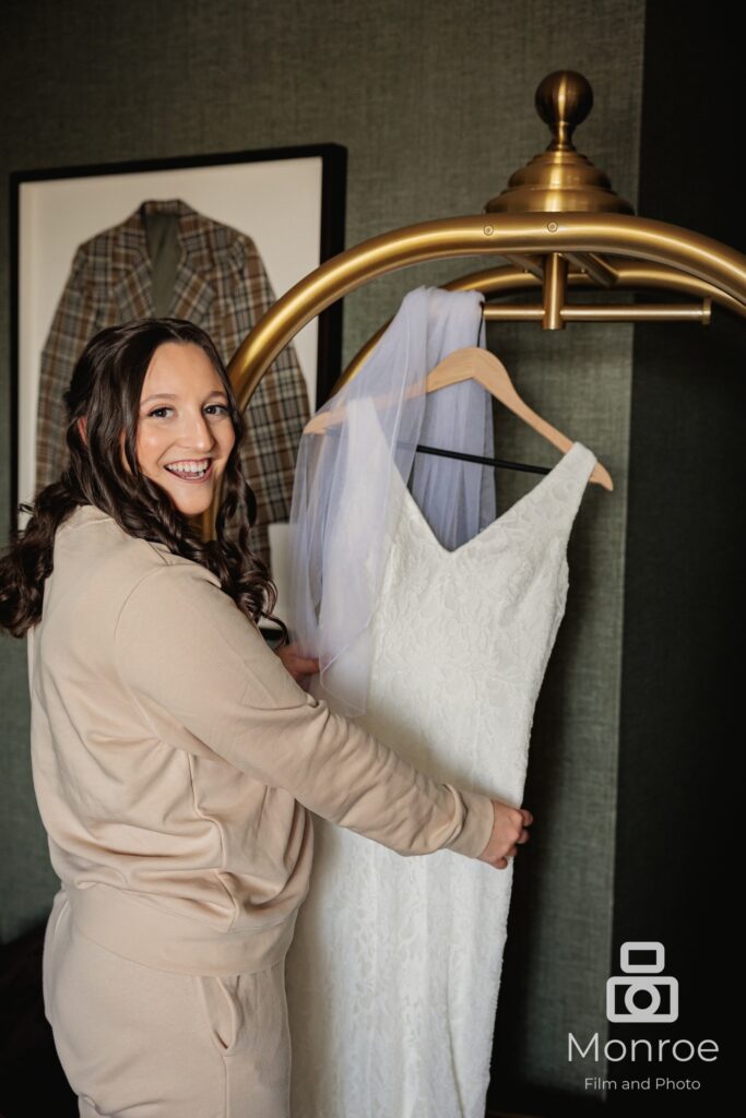 bride getting ready at graduate hotel